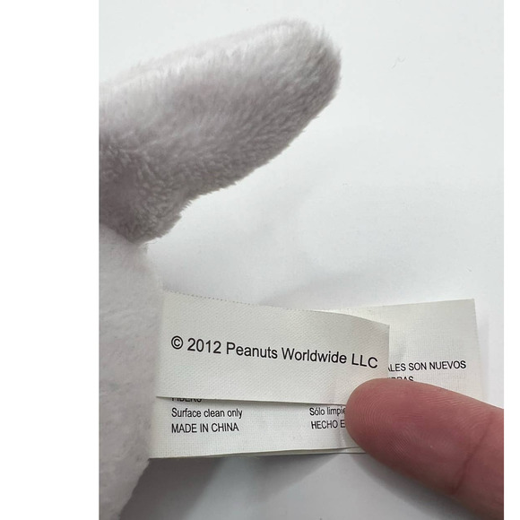 Gemmy 2012 Musical Snoopy Christmas Holiday 11" Snoopy plush - Picture 5 of 5